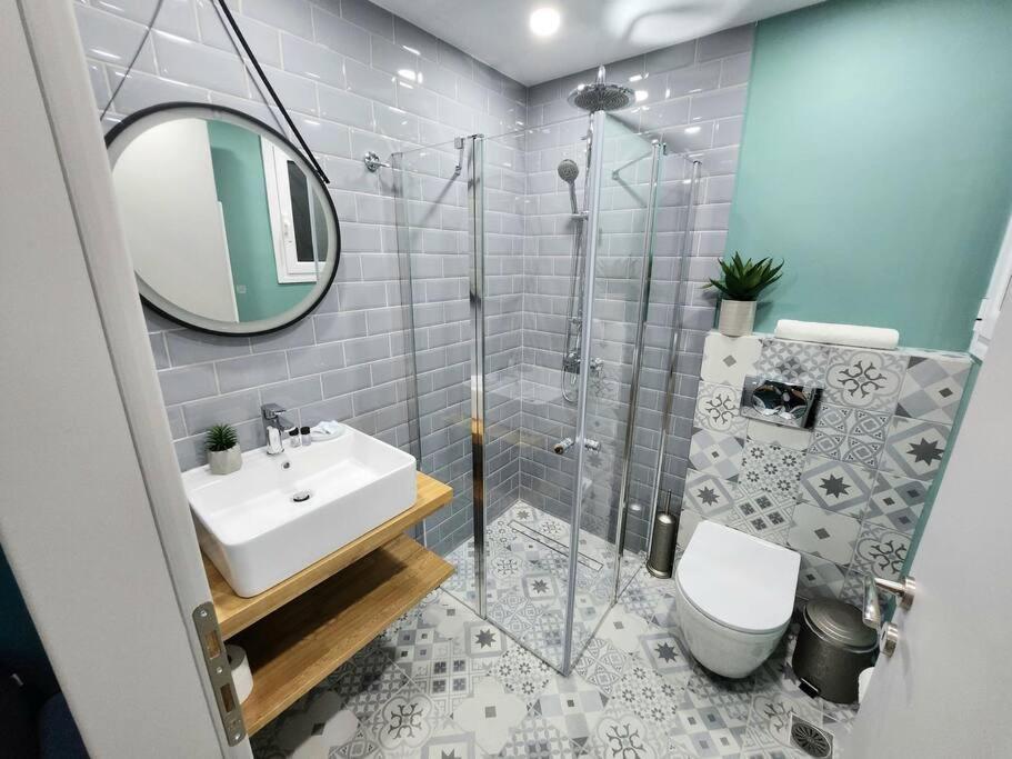 Victoria Suite Vipgreece Atenas Exterior foto